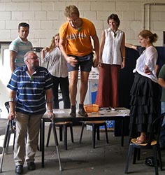 klik voor een vergroting + bladeren door foto's wedden aan tafel